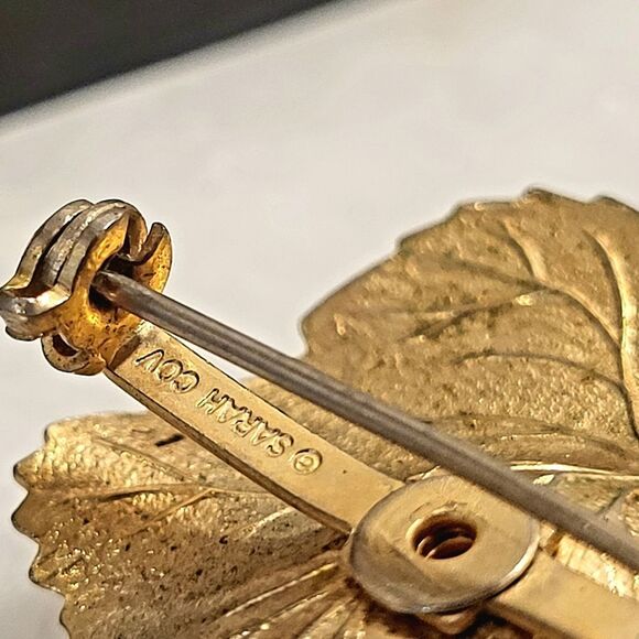 Pearl Leaf Brooch, Sarah Coventry - Picture 8 of 8